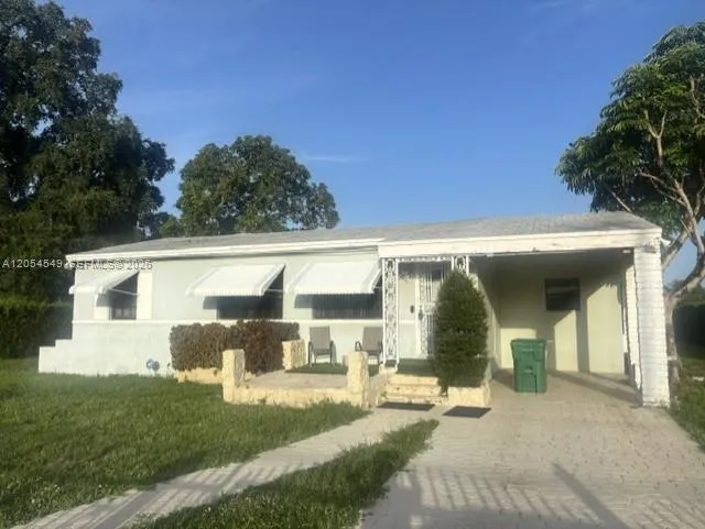 14590 NW 10th Ave Miami, FL 33168