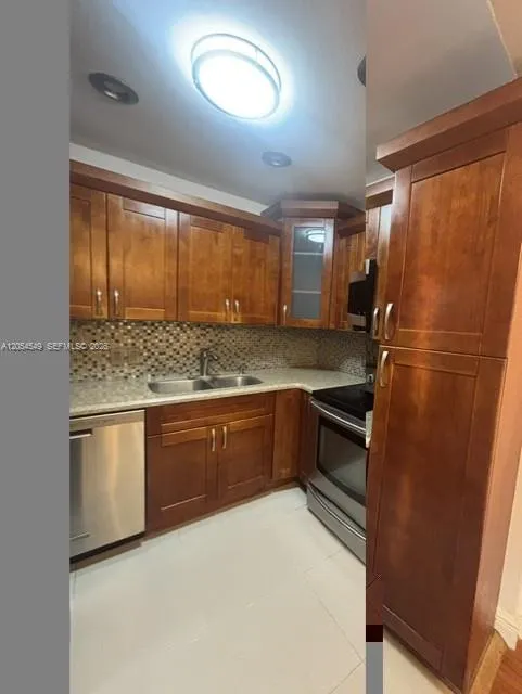 14590 NW 10th Ave Miami, FL 33168