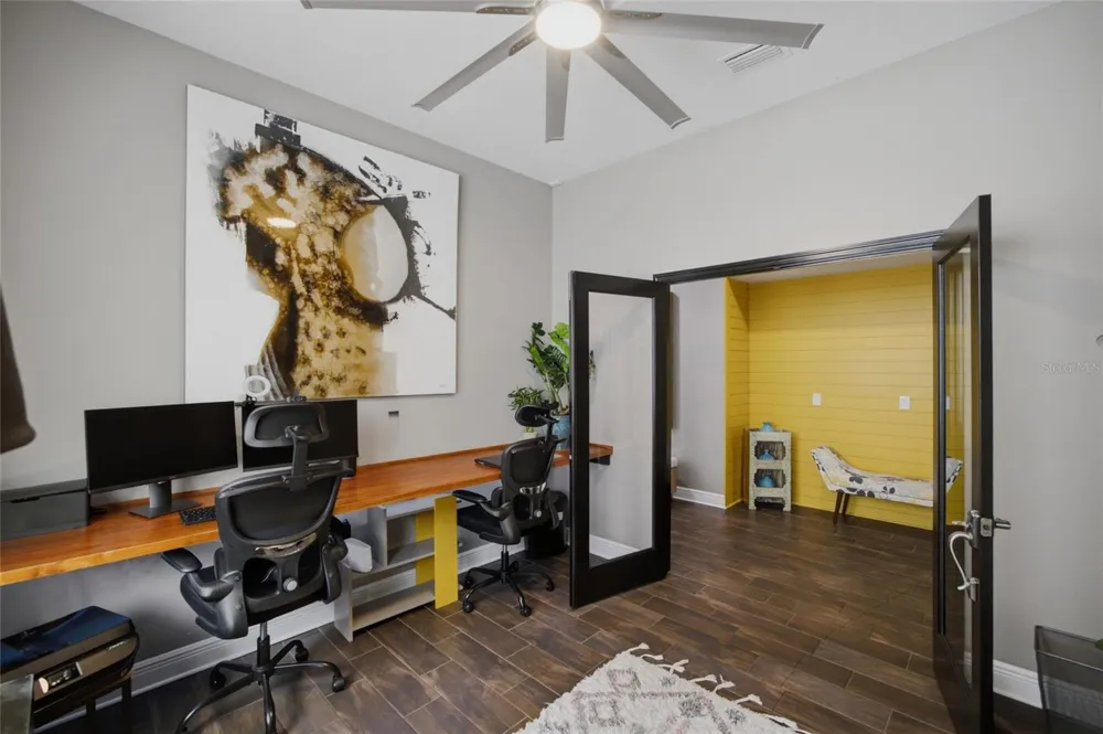 2516 W CURTIS STREET Tampa, FL 33614