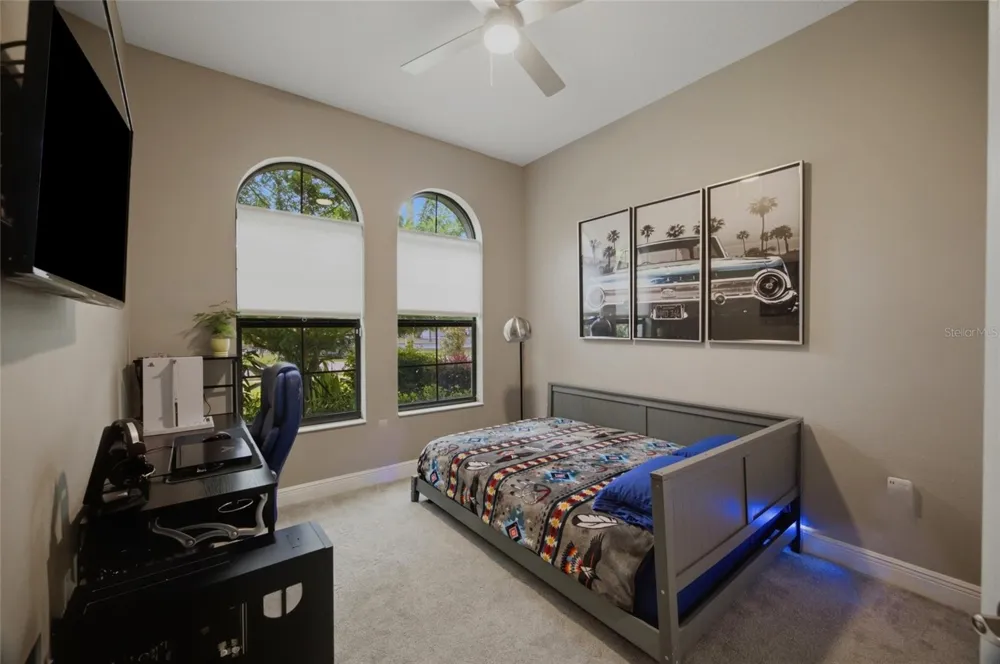 2516 W CURTIS STREET Tampa, FL 33614