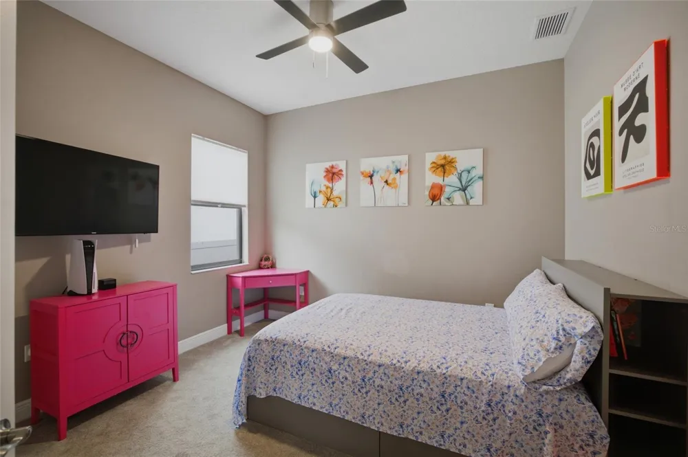 2516 W CURTIS STREET Tampa, FL 33614