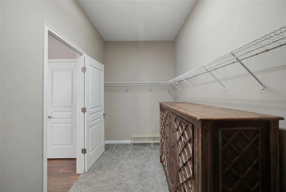 2516 W CURTIS STREET Tampa, FL 33614
