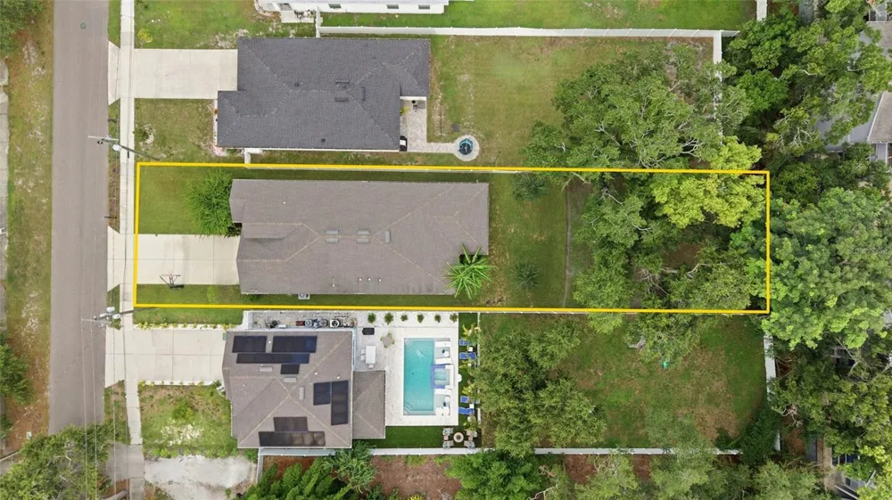 2516 W CURTIS STREET Tampa, FL 33614
