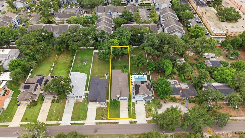 2516 W CURTIS STREET Tampa, FL 33614