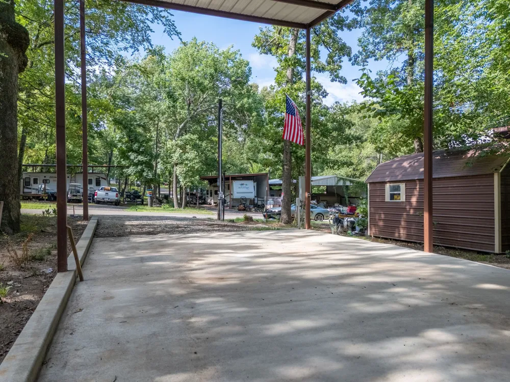 168 PR 5812 Yantis, TX 75497