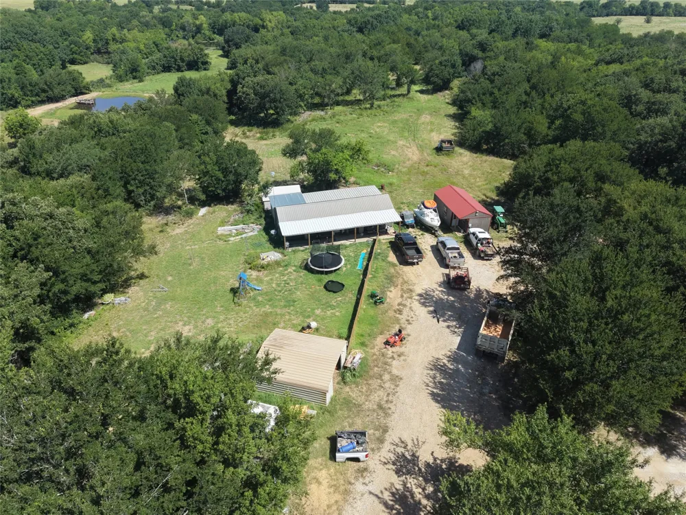 3700 County Road 4040 Whitewright, TX 75491