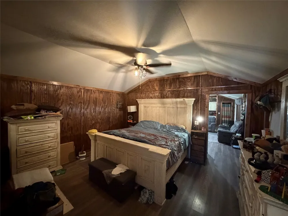 3700 County Road 4040 Whitewright, TX 75491