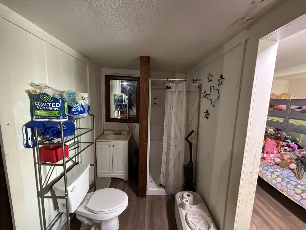 3700 County Road 4040 Whitewright, TX 75491