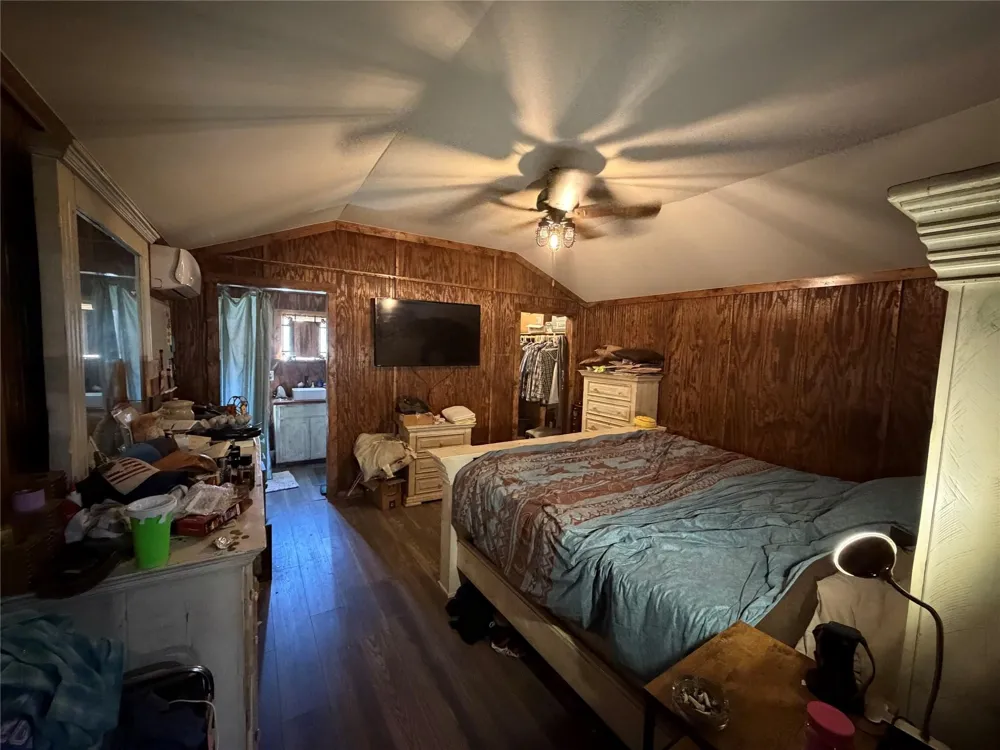 3700 County Road 4040 Whitewright, TX 75491