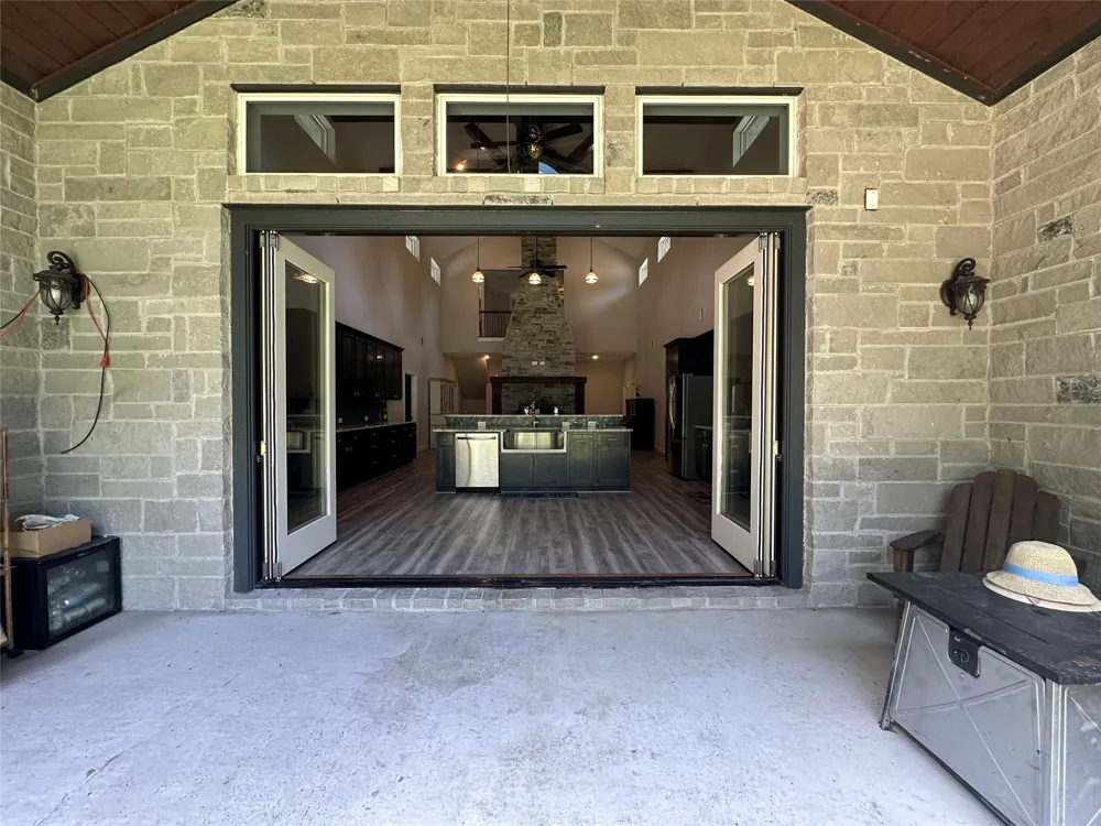 1145 Goodson Loop Pinehurst, TX 77362
