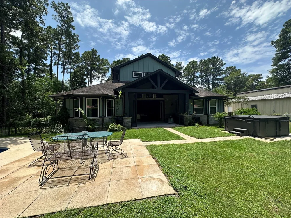 1145 Goodson Loop Pinehurst, TX 77362