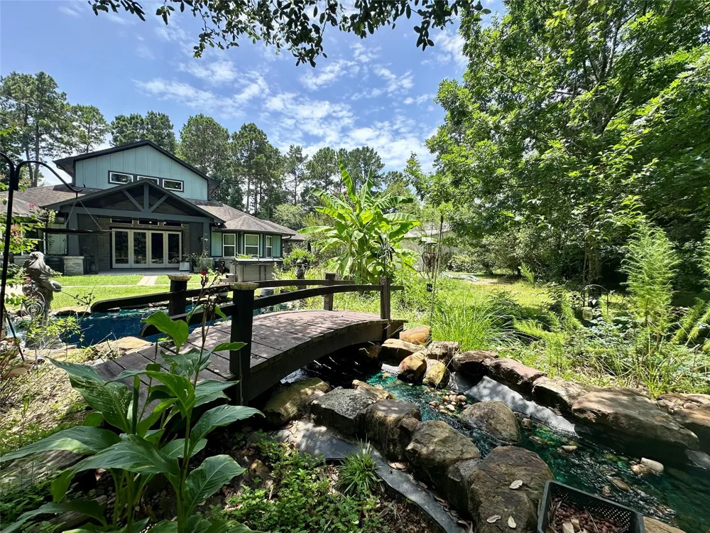 1145 Goodson Loop Pinehurst, TX 77362