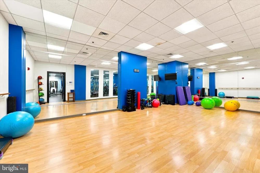 1425 LOCUST STREET #12E Philadelphia, PA 19102