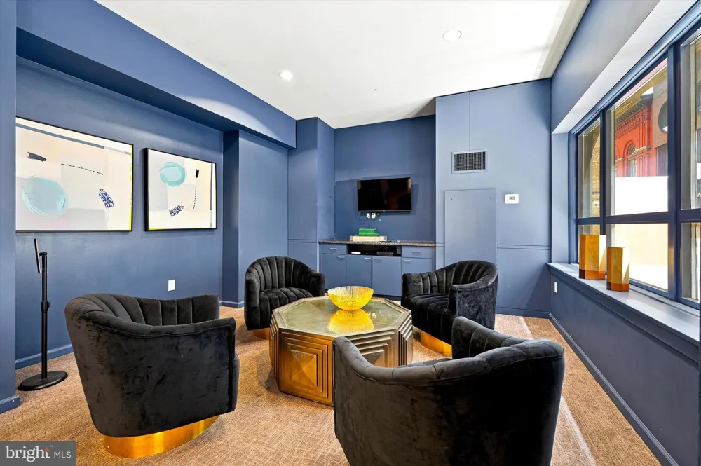 1425 LOCUST STREET #12E Philadelphia, PA 19102
