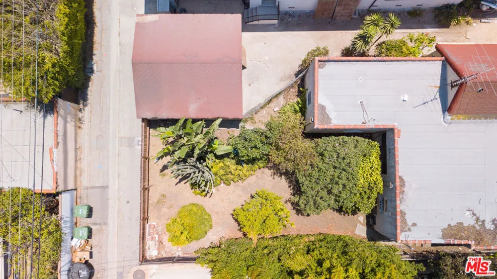 332 S Doheny Drive Beverly Hills, CA 90211
