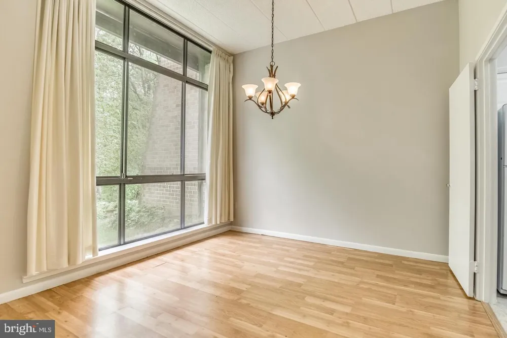 11564 ROLLING GREEN COURT #101 Reston, VA 20191
