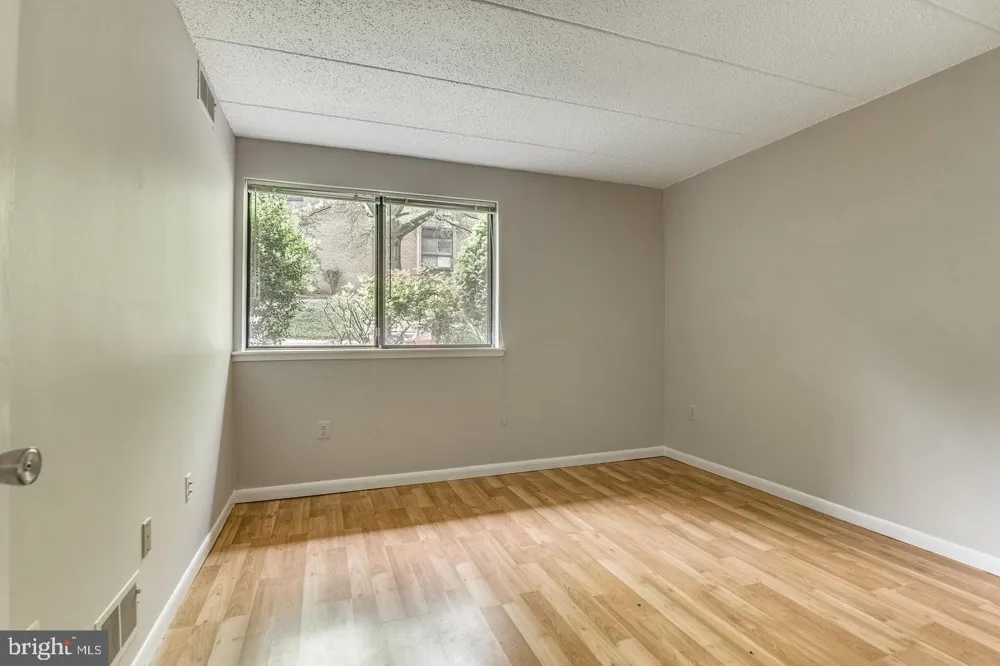 11564 ROLLING GREEN COURT #101 Reston, VA 20191