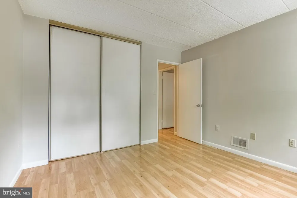 11564 ROLLING GREEN COURT #101 Reston, VA 20191