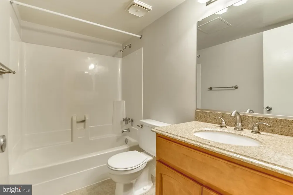 11564 ROLLING GREEN COURT #101 Reston, VA 20191