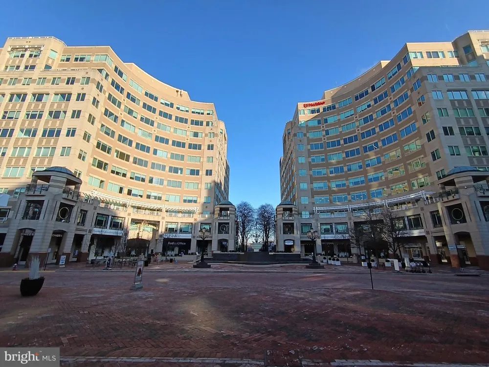 11564 ROLLING GREEN COURT #101 Reston, VA 20191