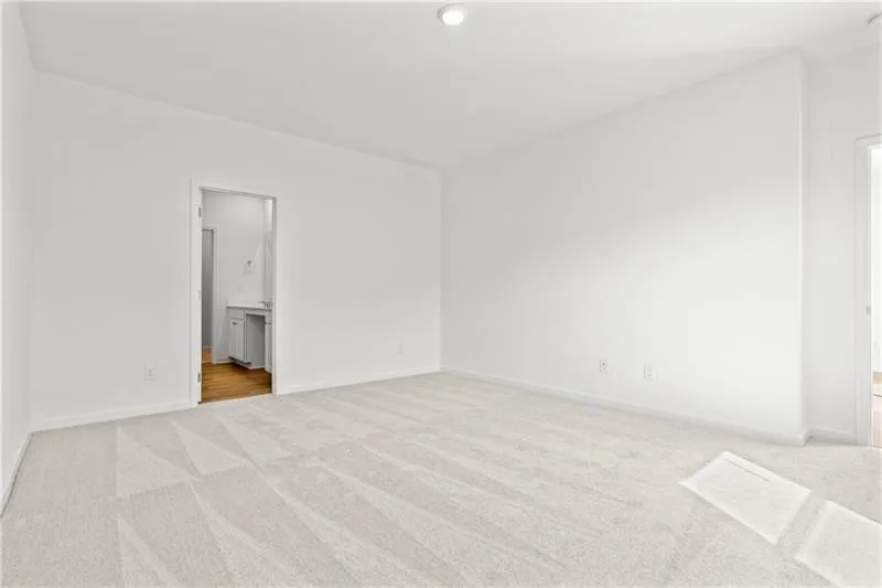 1588 Hay Patch Lane Loganville, GA 30052