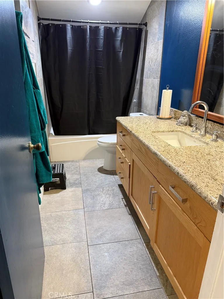 11735 Quartz Avenue Fountain Valley, CA 92708