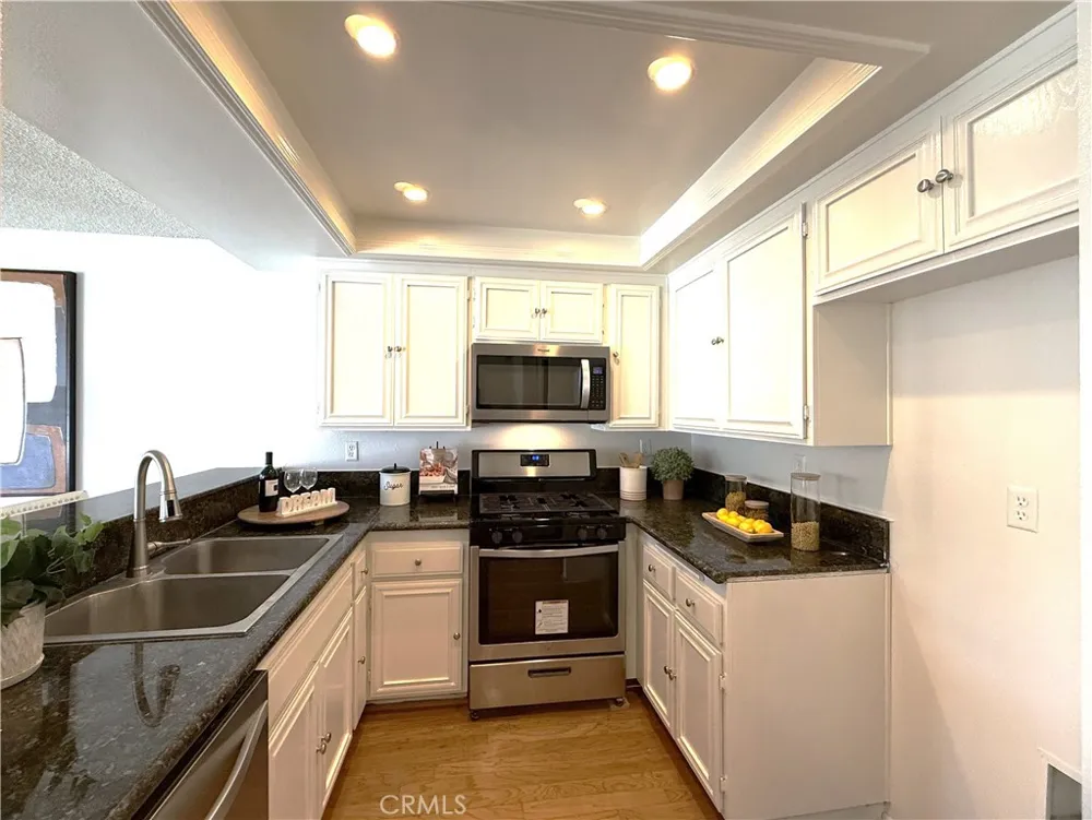 56 Christamon S Irvine, CA 92620