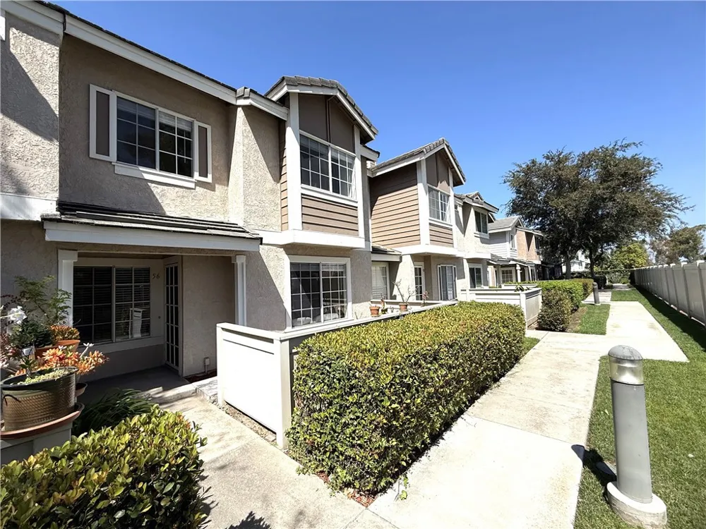 56 Christamon S Irvine, CA 92620