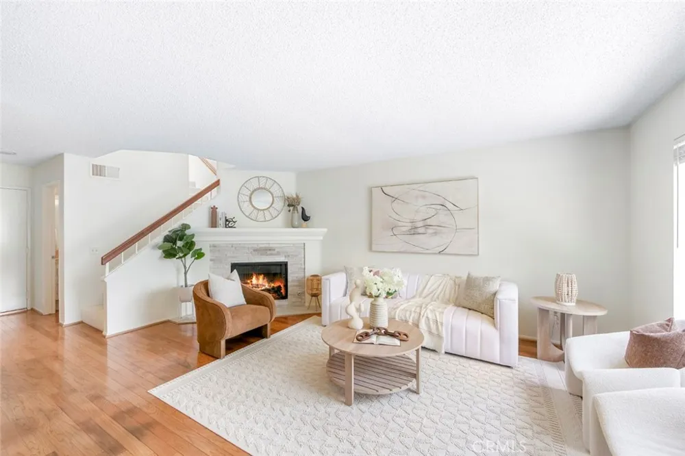 56 Christamon S Irvine, CA 92620