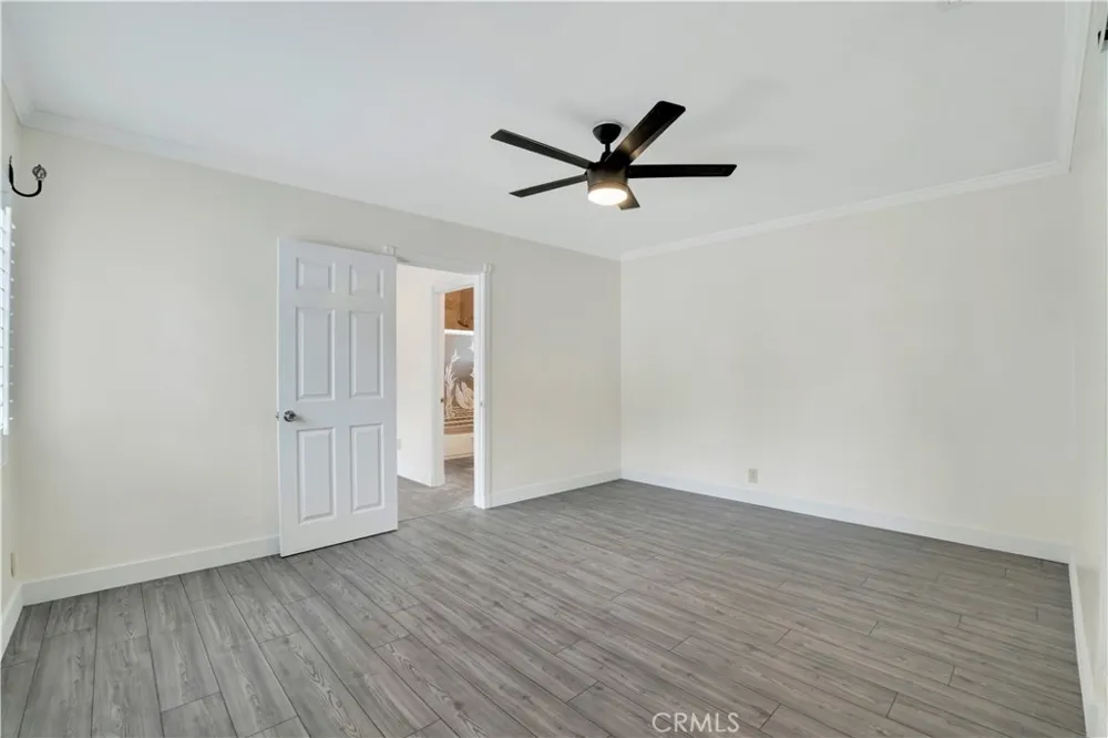 13176 Foothill Sylmar, CA 91342