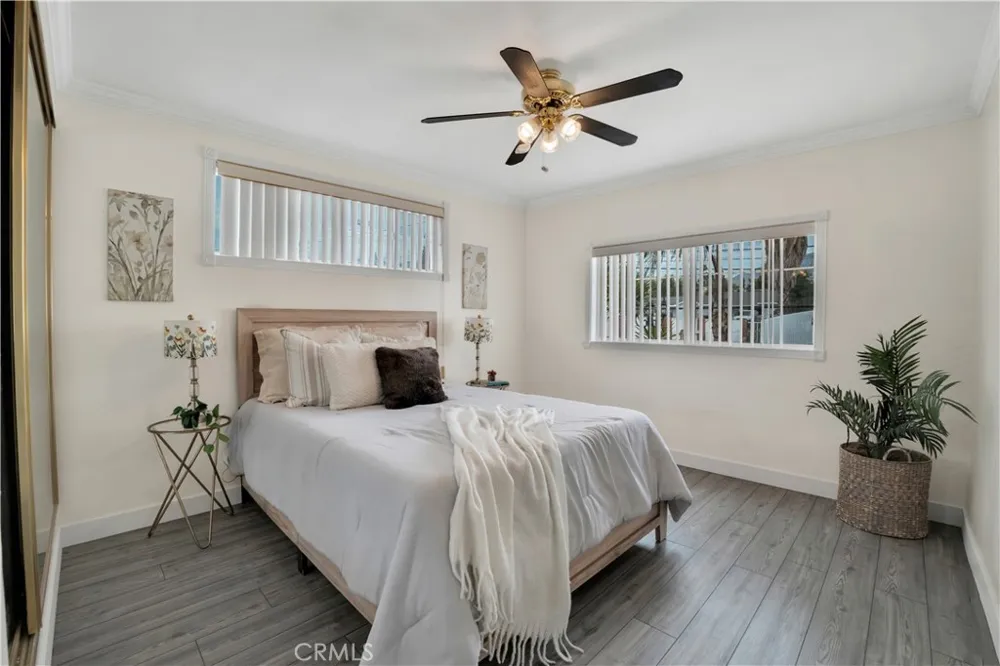 13176 Foothill Sylmar, CA 91342