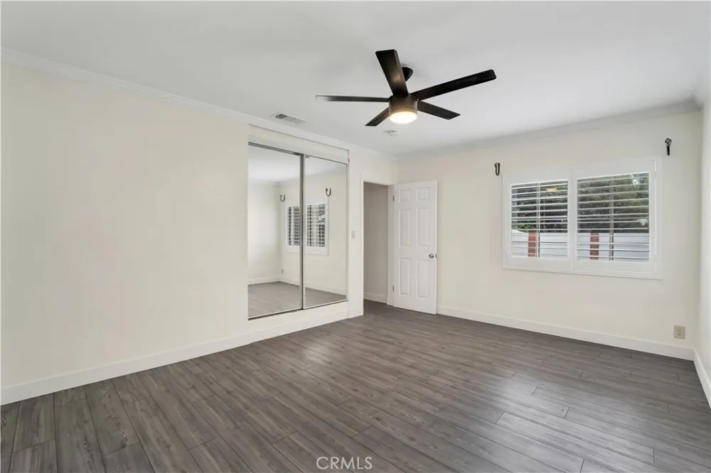 13176 Foothill Sylmar, CA 91342