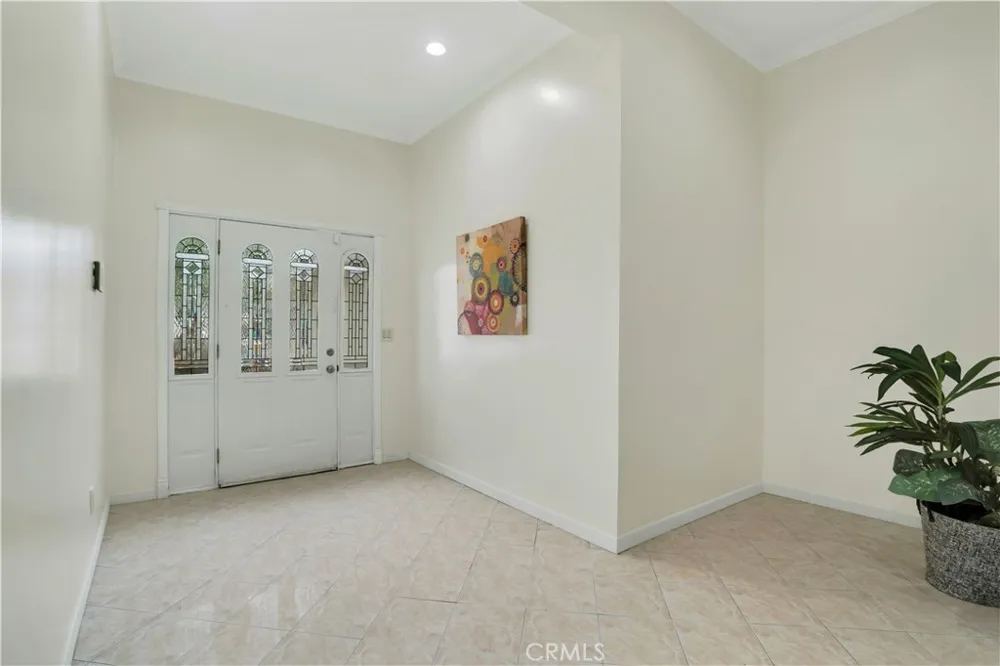 13176 Foothill Sylmar, CA 91342