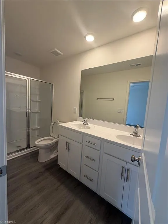 3422 Royal Highland Drive Winston-Salem, NC 27701