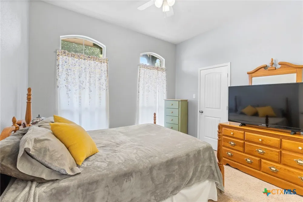 5506 Kent Drive Belton, TX 76513