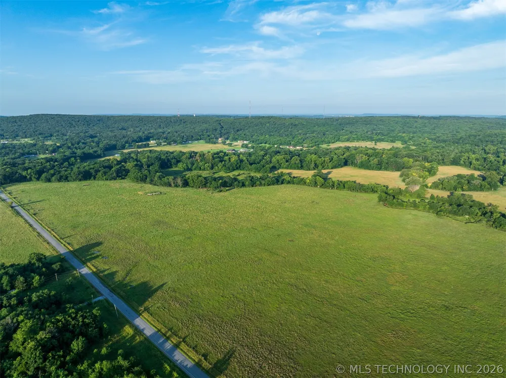 3 427 ROAD Pryor, OK 74361