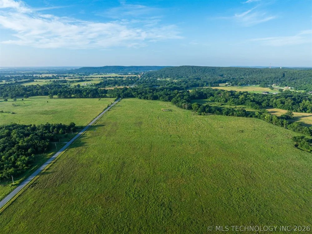 3 427 ROAD Pryor, OK 74361