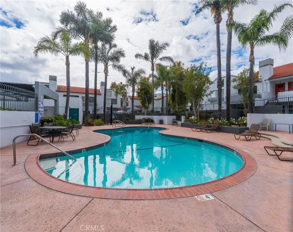 1159 Tivoli Simi Valley, CA 93065