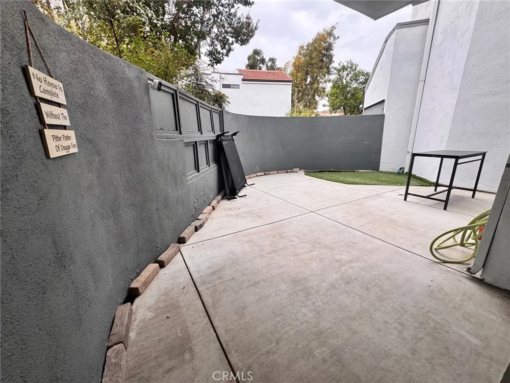 1159 Tivoli Simi Valley, CA 93065