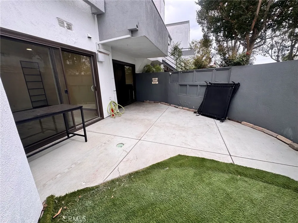 1159 Tivoli Simi Valley, CA 93065