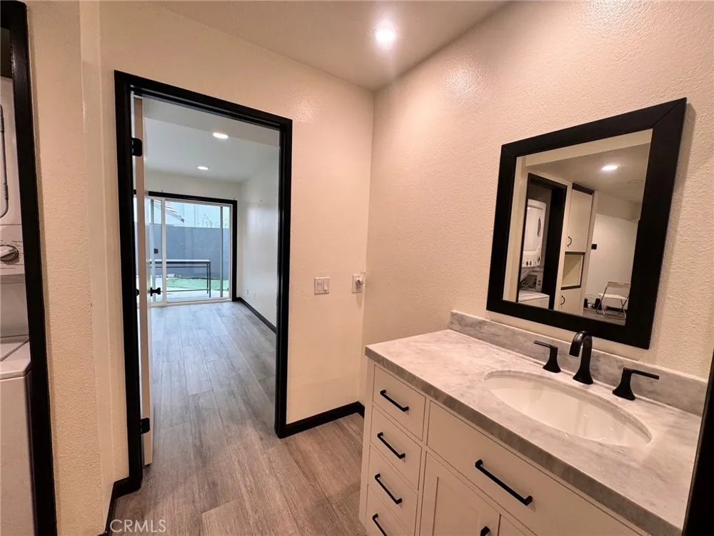 1159 Tivoli Simi Valley, CA 93065