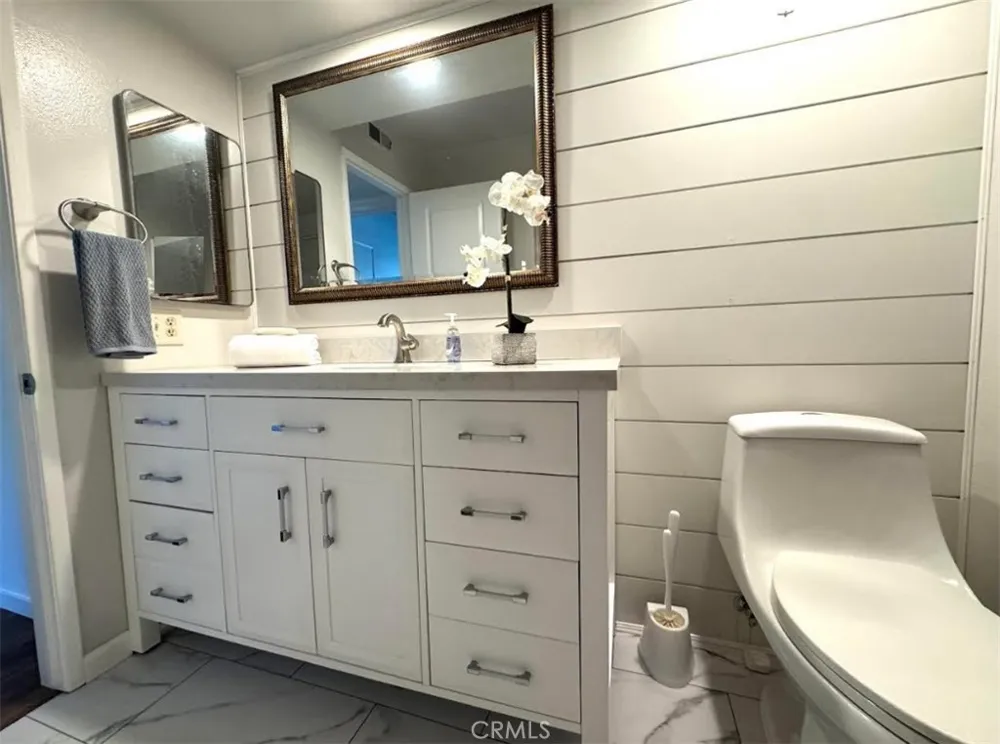 203 Tanforan Diamond Bar, CA 91765