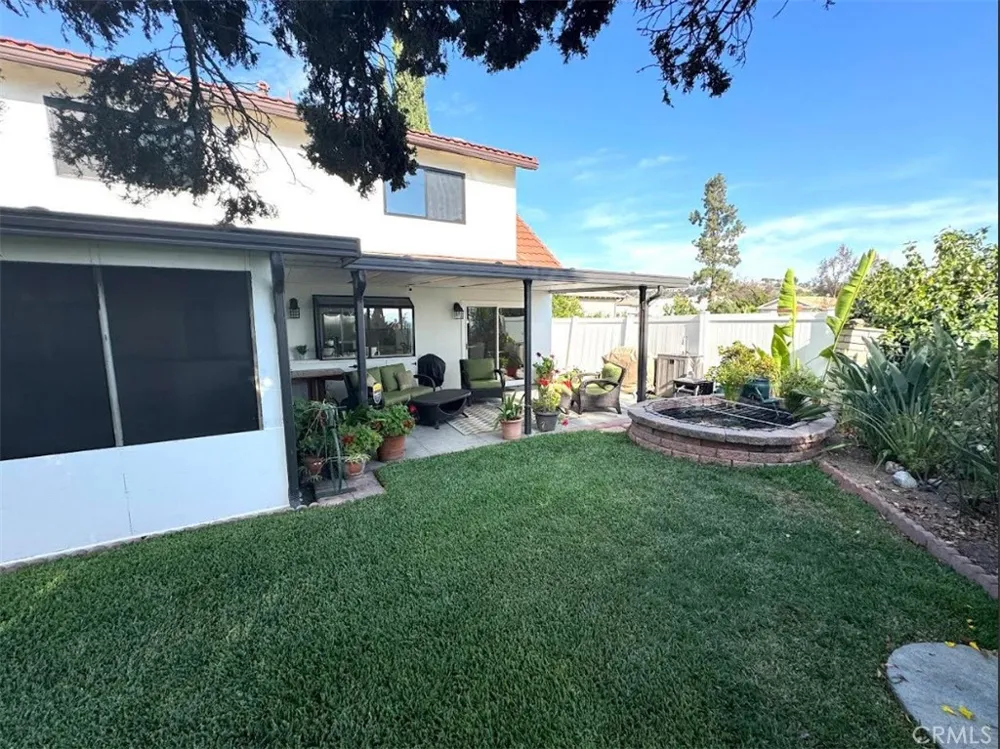 203 Tanforan Diamond Bar, CA 91765