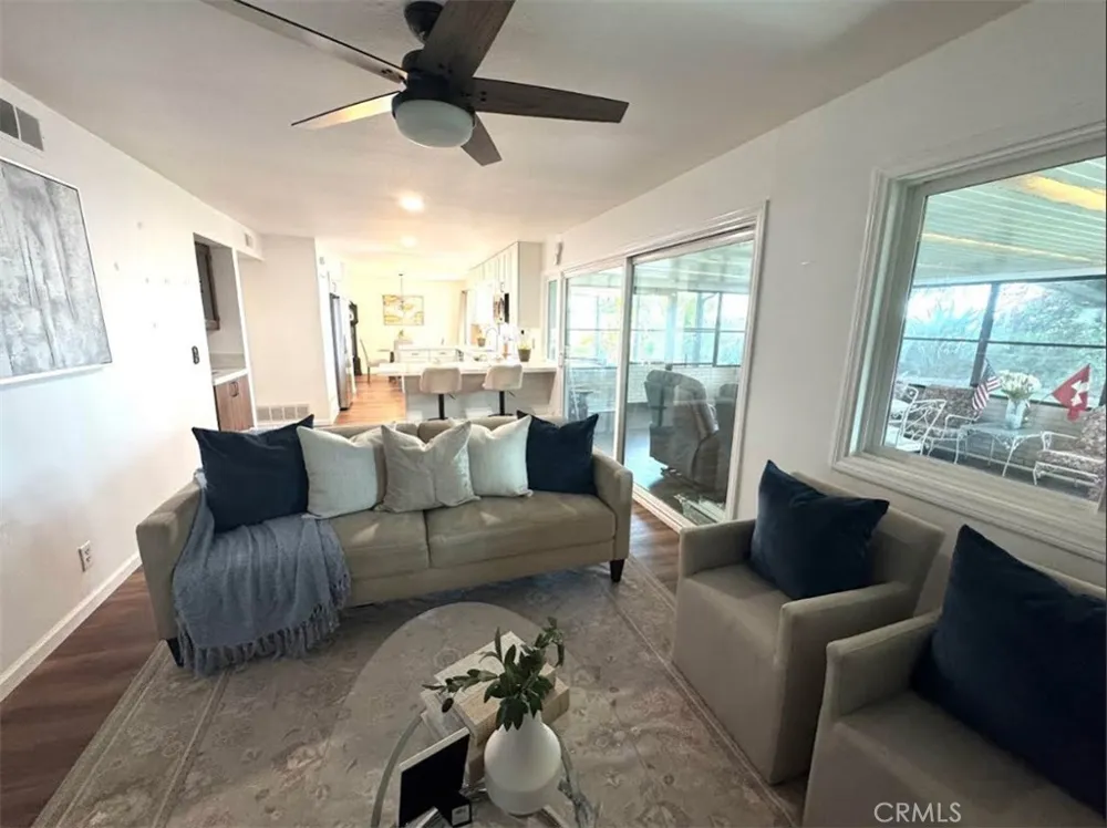 203 Tanforan Diamond Bar, CA 91765