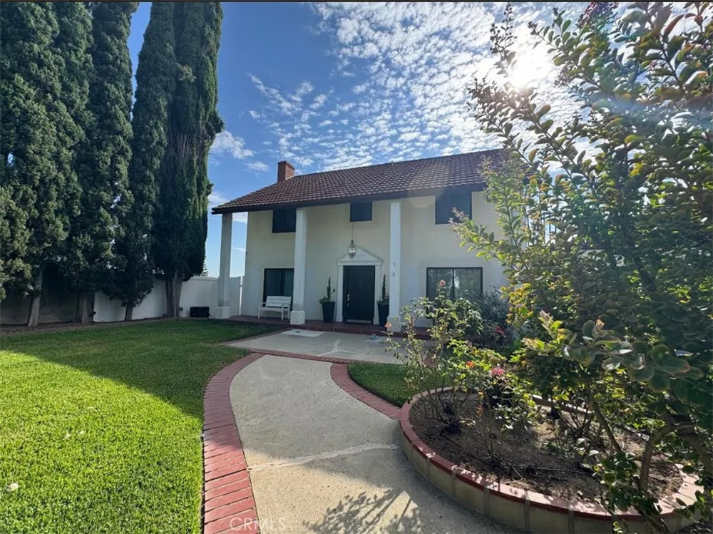 203 Tanforan Diamond Bar, CA 91765
