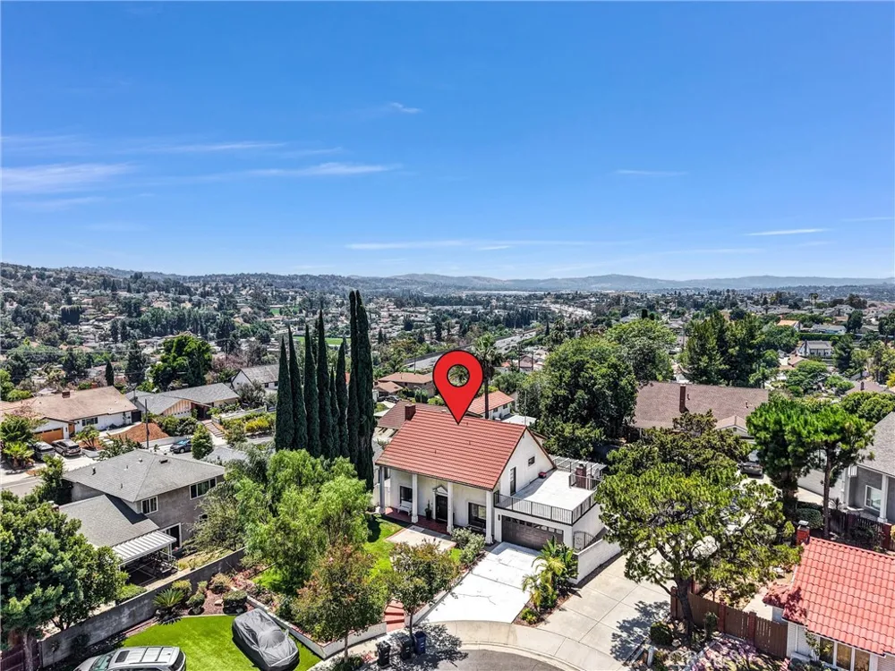 203 Tanforan Diamond Bar, CA 91765