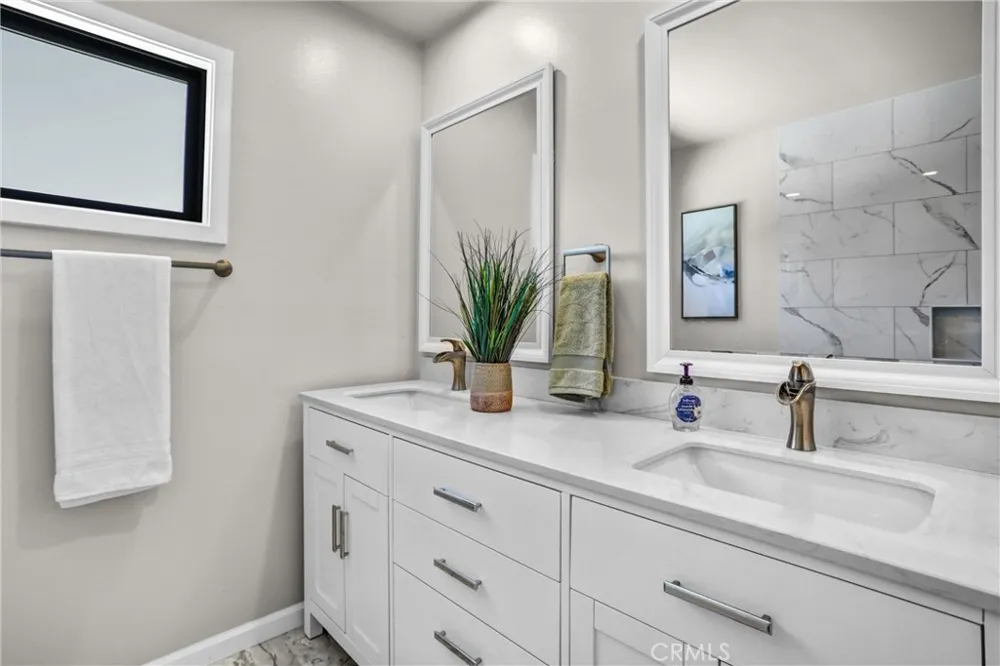 203 Tanforan Diamond Bar, CA 91765
