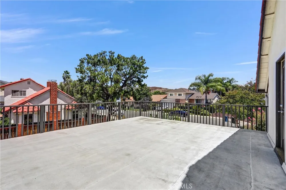203 Tanforan Diamond Bar, CA 91765
