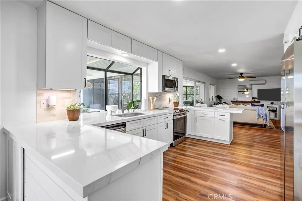 203 Tanforan Diamond Bar, CA 91765