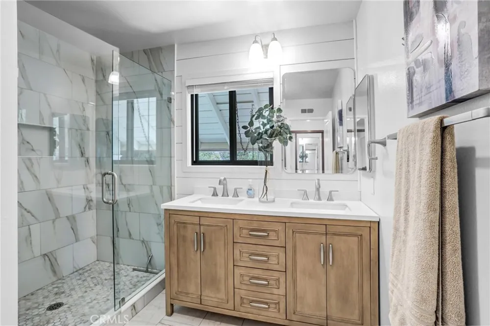 203 Tanforan Diamond Bar, CA 91765